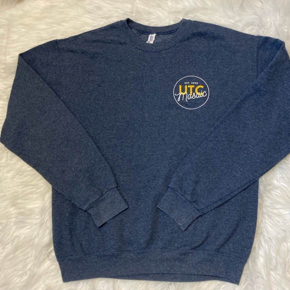 UTC Women’s Blue Sweatshirt with back print “MINDS OF ALL KIND” - Picture 1 of 5